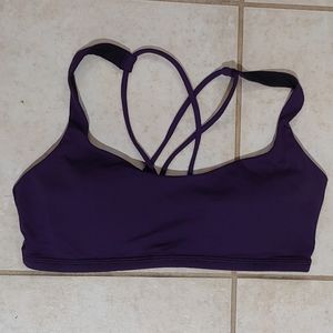 Lululemon free to be bra